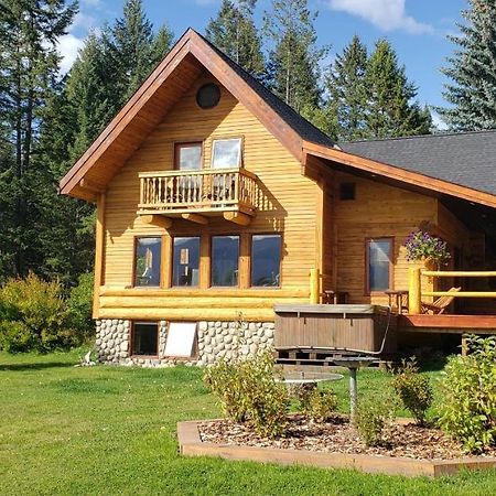 Kicking Horse Canyon Guest House Golden Eksteriør billede
