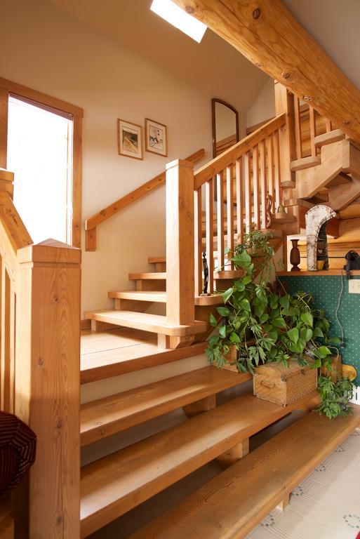 Kicking Horse Canyon Guest House Golden Eksteriør billede