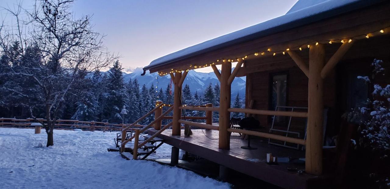 Kicking Horse Canyon Guest House Golden Eksteriør billede